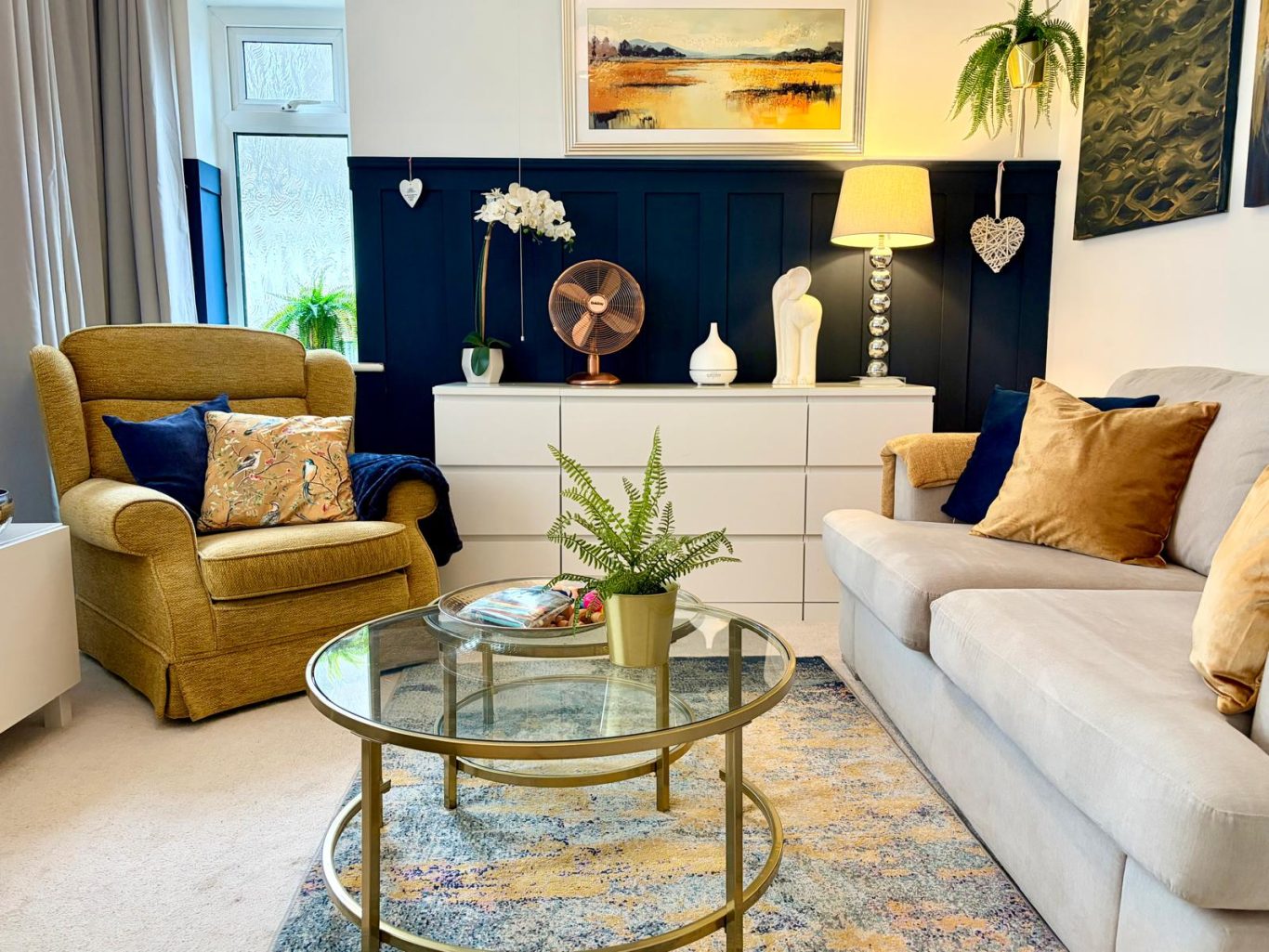 Counselling & Therapy in Christchurch A picture of our comfortable therapy room based in Christchurch.